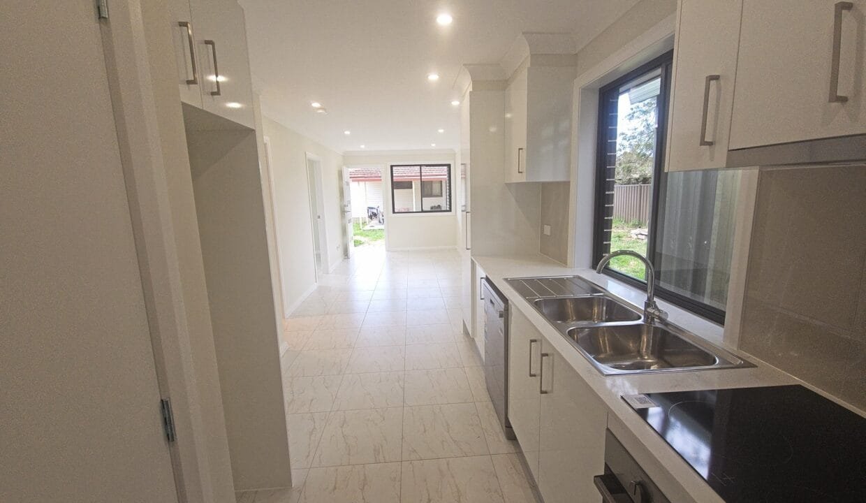 31A Jacaranda Road, North St Marys NSW 2760 (3)