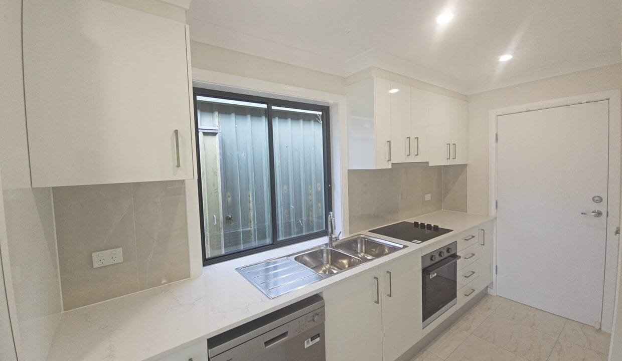 31A Jacaranda Road, North St Marys NSW 2760 (4)