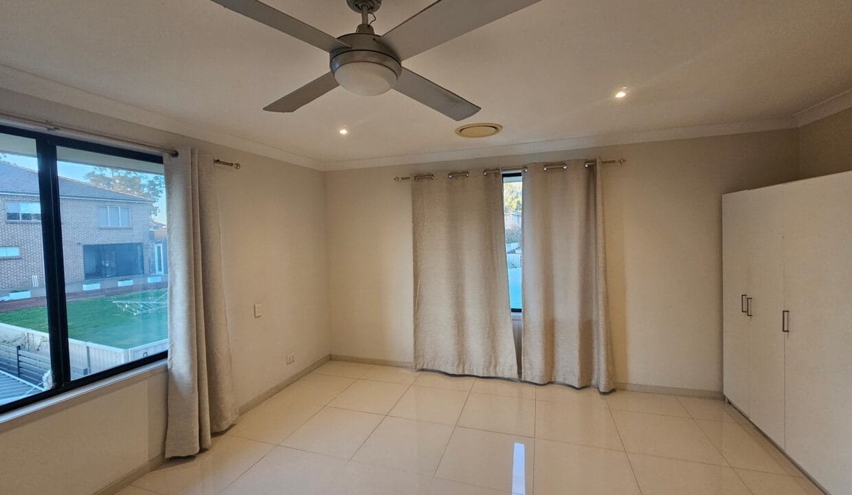 36 Pearce Road, Quakers Hill NSW 2763 (13)