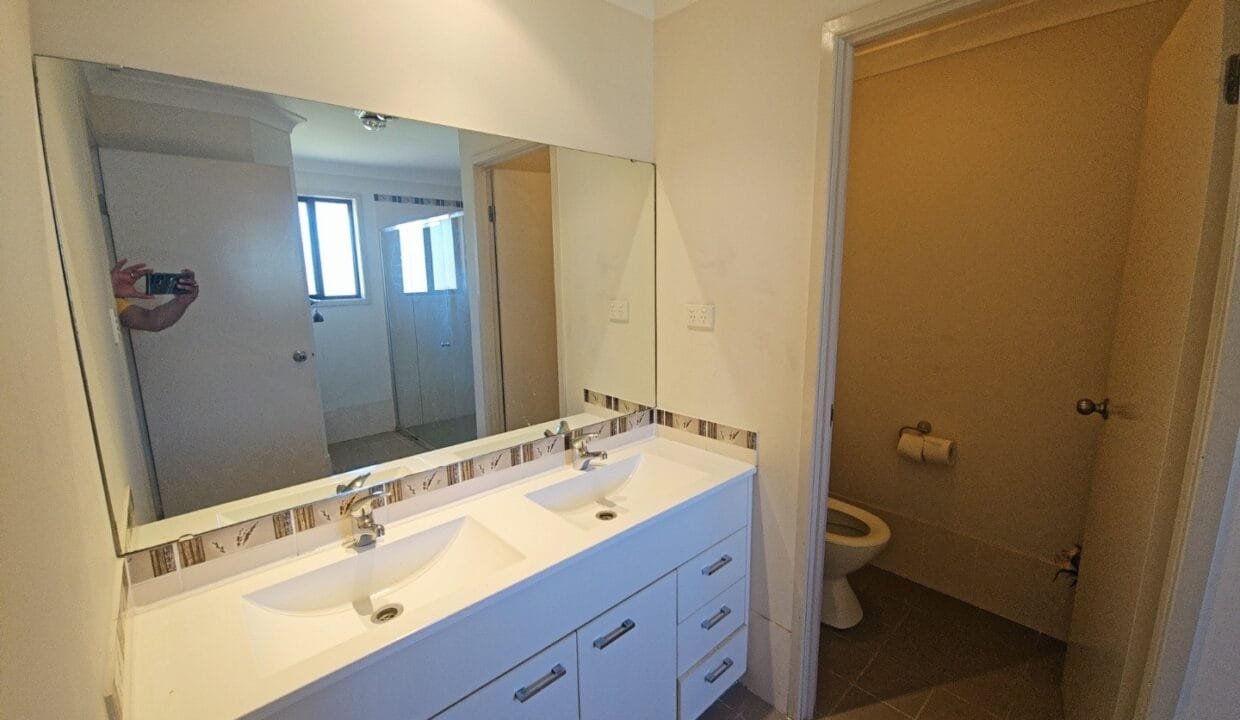 36 Pearce Road, Quakers Hill NSW 2763 (5)