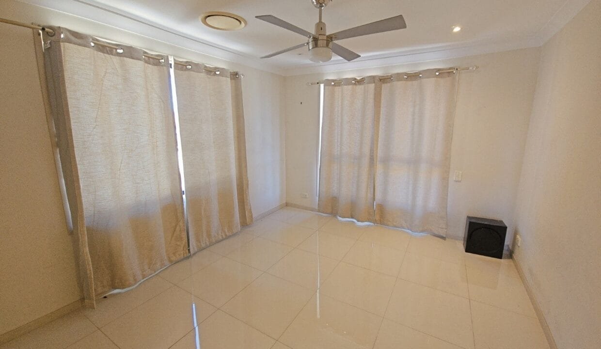 36 Pearce Road, Quakers Hill NSW 2763 (9)