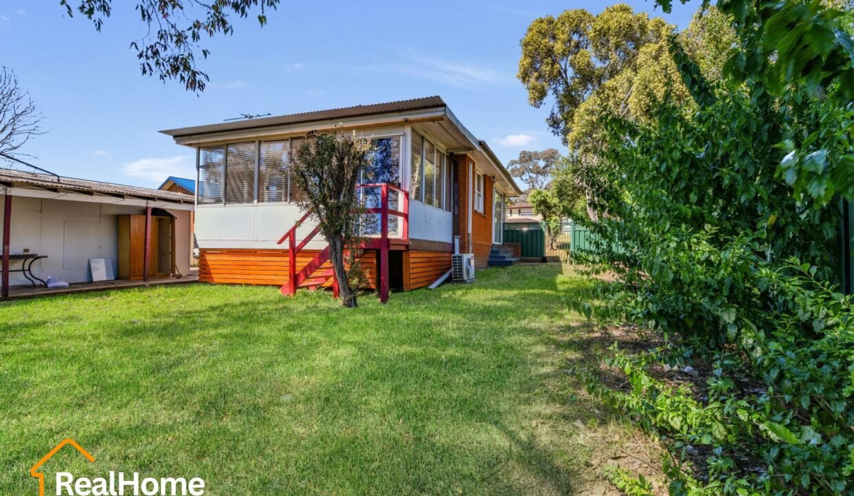 RealHome Real Estate Rent 48 Parkes Crescent, Blackett NSW 2770 Agent Derik Gomes (2)