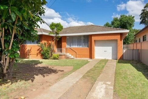 RealHome Real Estate Rent Agent Derik Gomes 224 Bungarribee Road, Blacktown, NSW 2148