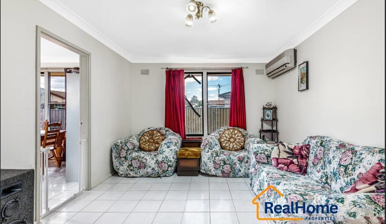 8 Redditch Cres Hebersham NSW 2770 For Rent RealHome Real Estate Sydney Blacktown (2)