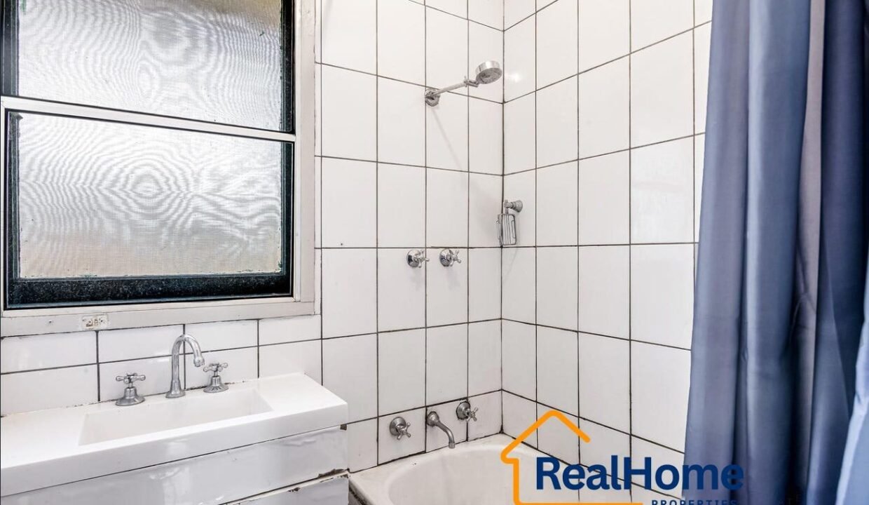 8 Redditch Cres Hebersham NSW 2770 For Rent RealHome Real Estate Sydney Blacktown (4)