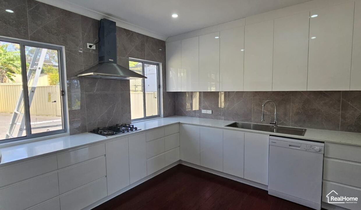 122 Freeman Street, Lalor Park, NSW 2147 Rent RealHome Properties Agent Derik Gomes (1)