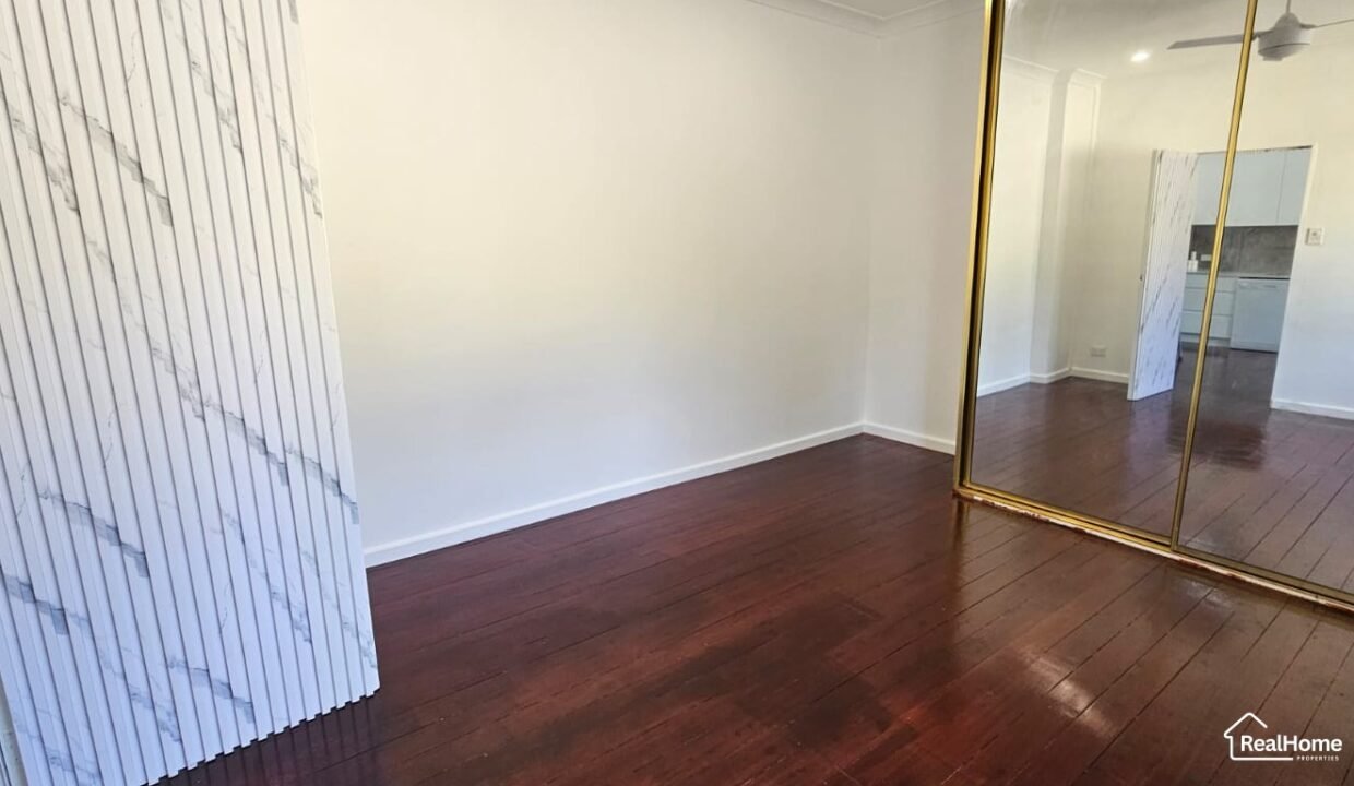 122 Freeman Street, Lalor Park, NSW 2147 Rent RealHome Properties Agent Derik Gomes (3)