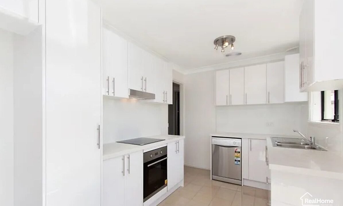 37 Alford St, Quakers Hill NSW 2763 Rent RealHome Properties Agent Derik Gomes (3)