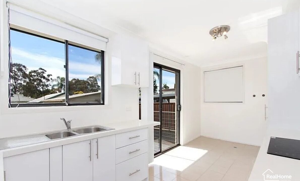 37 Alford St, Quakers Hill NSW 2763 Rent RealHome Properties Agent Derik Gomes (4)