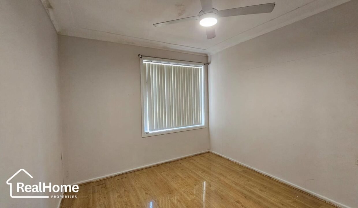 1 Vera Street, Seven Hills NSW 2147 Rent RealHome Properties Agent Derik Gomes (6)