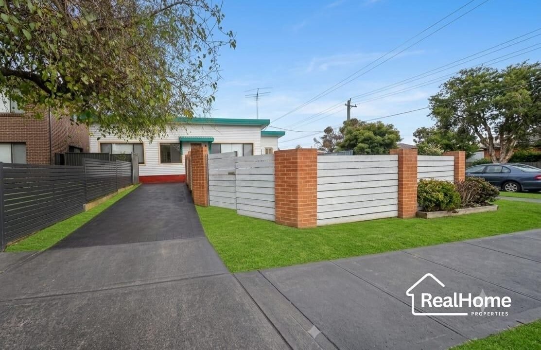 129 Walters Road, Blacktown NSW 2148 For Sale RealHome Properties Agent Derik Gomes (1)