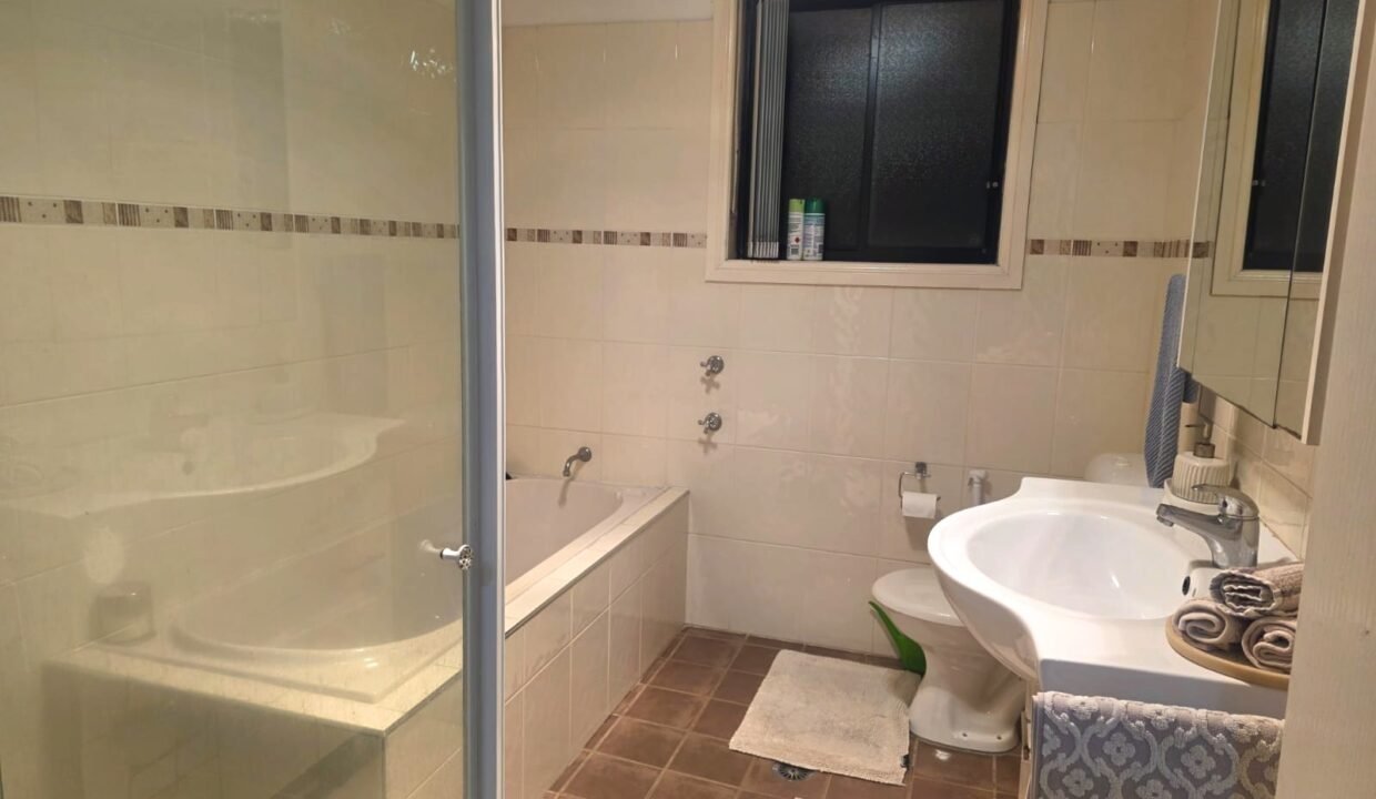 32 Kenneth Crescent, Dean Park NSW 2761 Rent RealHome Properties (11)