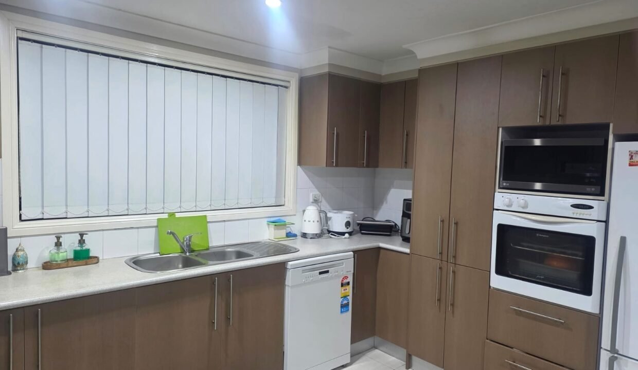 32 Kenneth Crescent, Dean Park NSW 2761 Rent RealHome Properties (4)